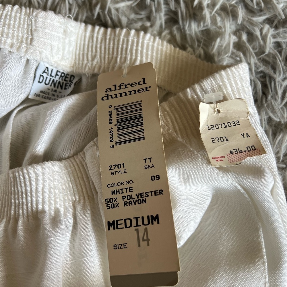 NWT Alfred Dunner white pants slacks - Picture 3 of 4
